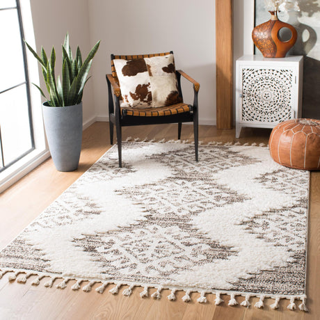 Safavieh Moroccan Tassel Shag Mts652A Ivory/Brown Rug.