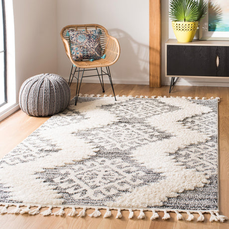 Safavieh Moroccan Tassel Shag Mts652F Ivory/Grey Rug.