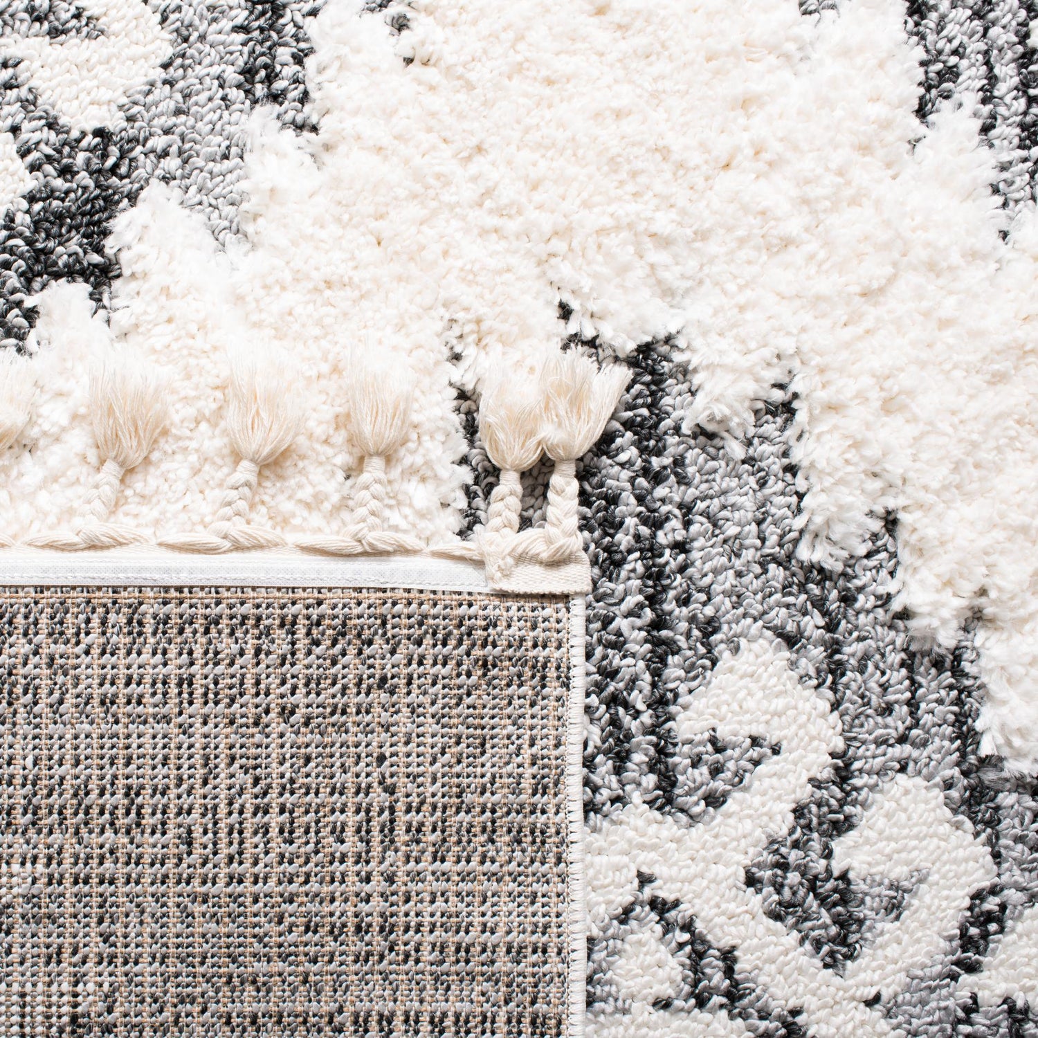 Safavieh Moroccan Tassel Shag Mts652F Ivory/Grey Rug.