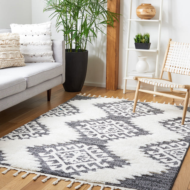 Safavieh Moroccan Tassel Shag Mts652H Dark Grey/Ivory Rugs.