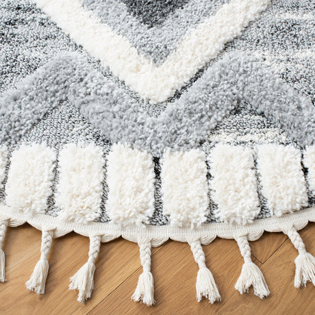Safavieh Moroccan Tassel Shag Mts656F Grey/Ivory Rugs.