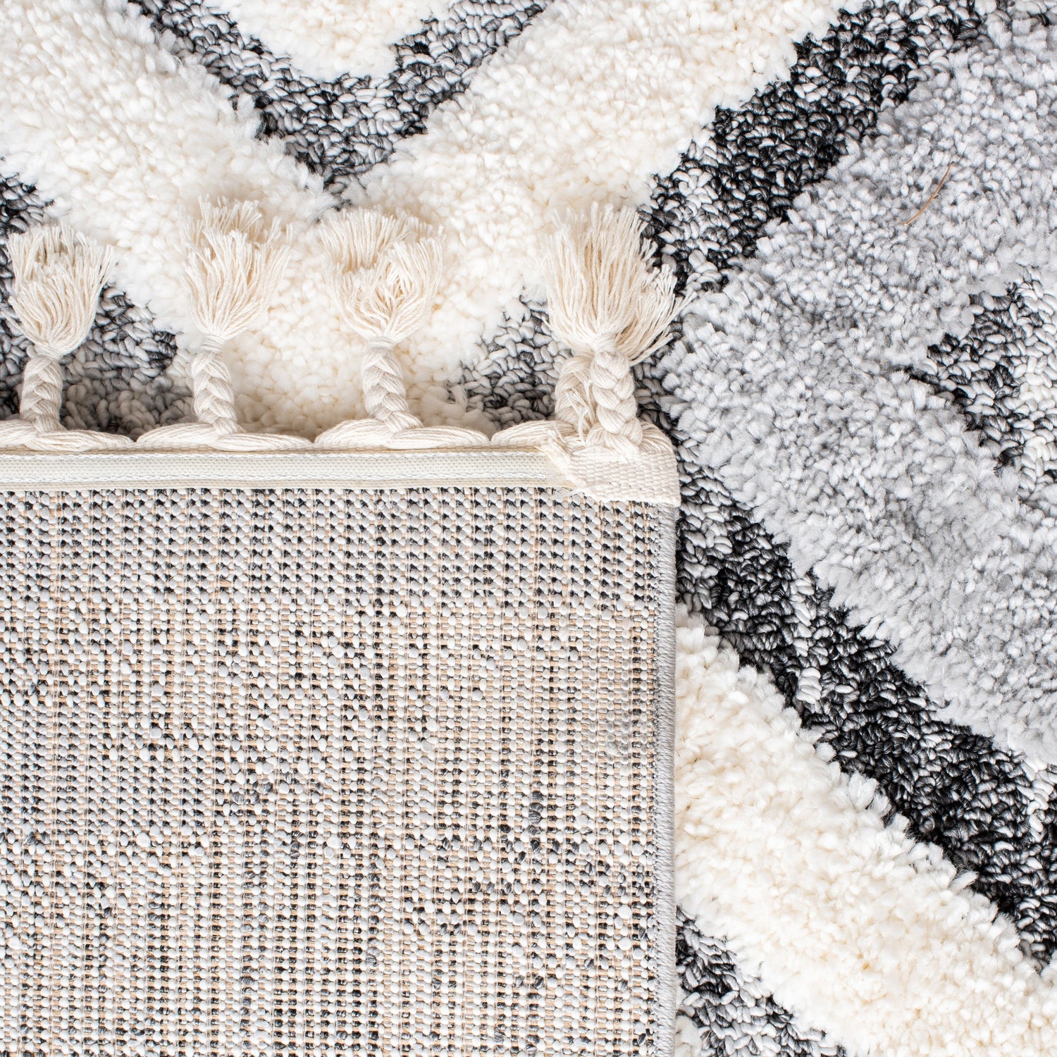 Safavieh Moroccan Tassel Shag Mts661F Grey/Ivory Rugs.