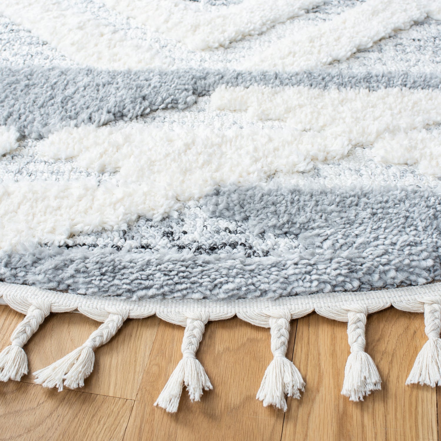Safavieh Moroccan Tassel Shag Mts661F Grey/Ivory Rugs.