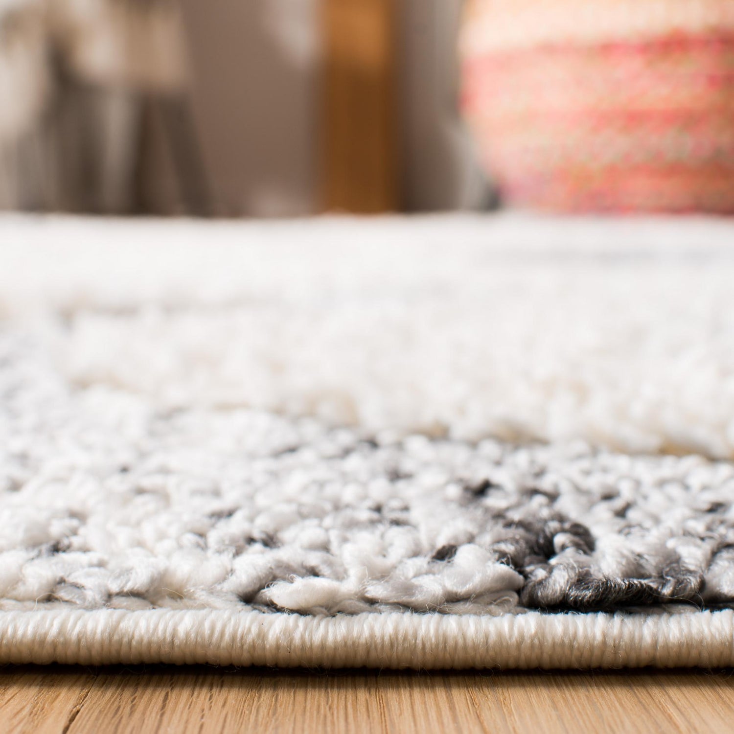 Safavieh Moroccan Tassel Shag Mts664G Grey/Ivory Rug.