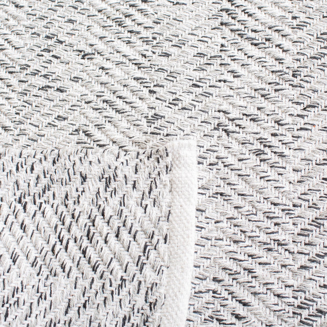 Safavieh Nantucket Nan144H Charcoal Rugs.