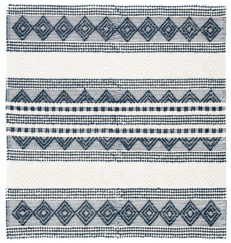 Safavieh Natura Nat102N Navy/Ivory Rug.
