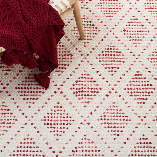 Safavieh Natura Nat183Q Ivory/Red Rug.