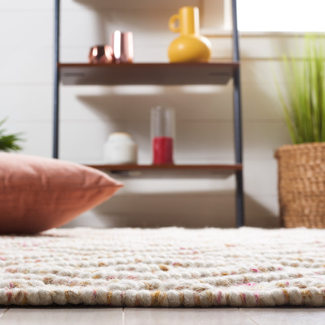 Safavieh Natura Nat188A Ivory/Red Rug.