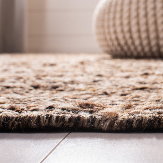 Safavieh Natura Nat261B Beige/Taupe Rugs.