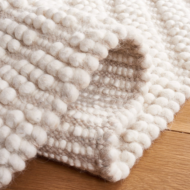 Safavieh Natura Nat276A Ivory Rug.