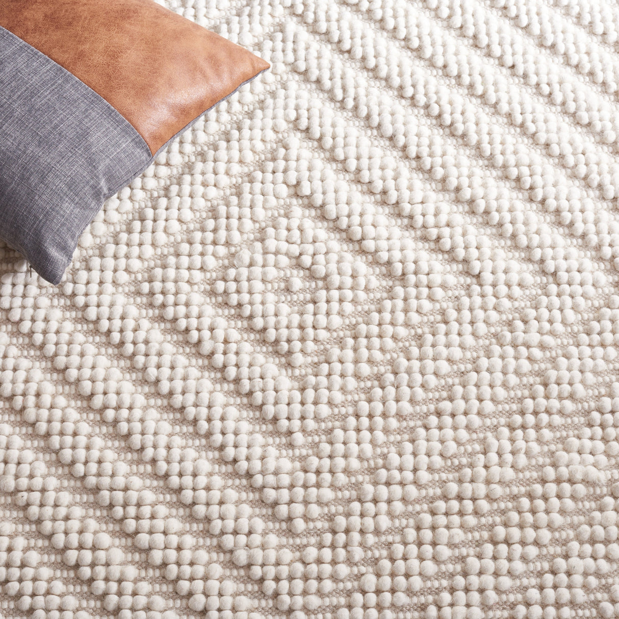 Safavieh Natura Nat276A Ivory Rug.