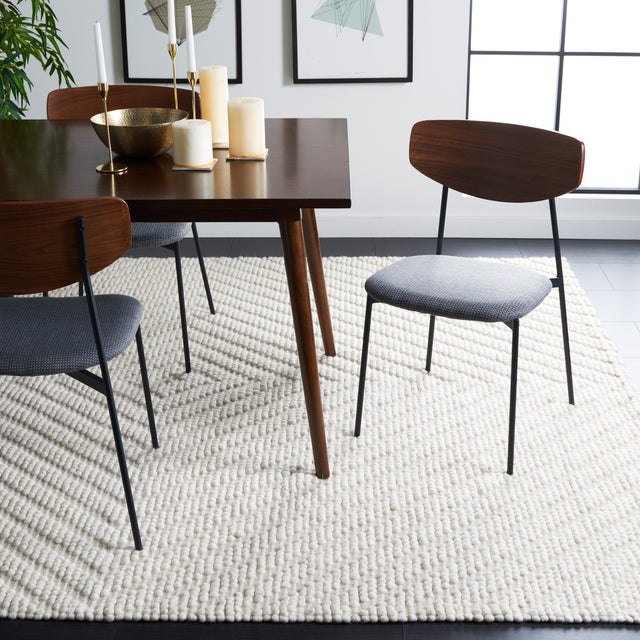 Safavieh Natura Nat276A Ivory Rug.