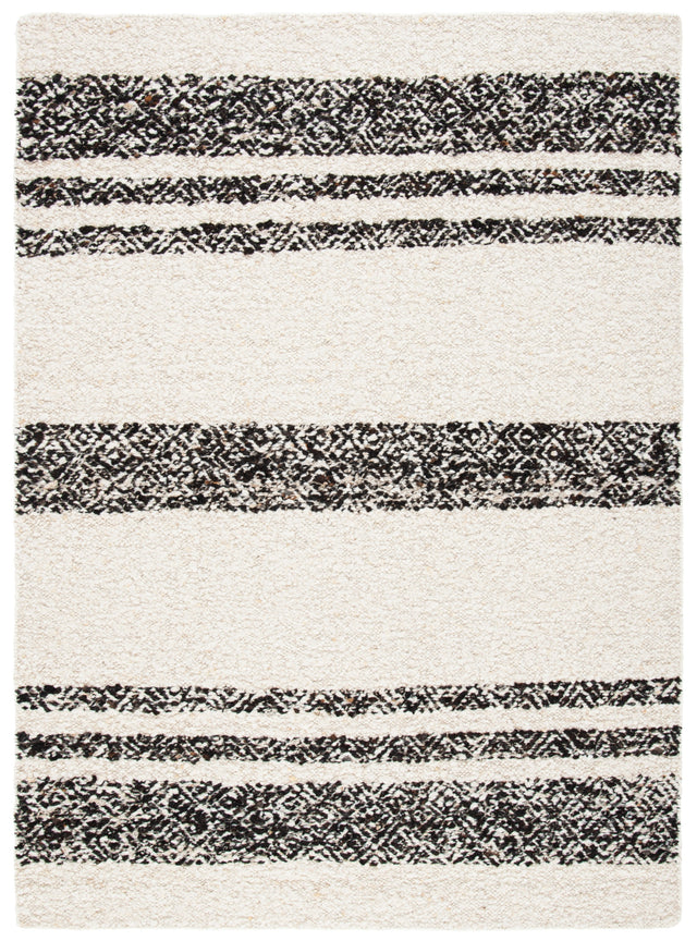 Safavieh Natura Nat328Z Black/Ivory Rugs.