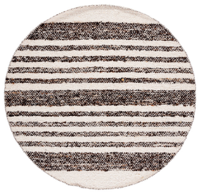 Safavieh Natura Nat329Z Black/Ivory Rugs.