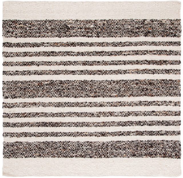 Safavieh Natura Nat329Z Black/Ivory Rugs.