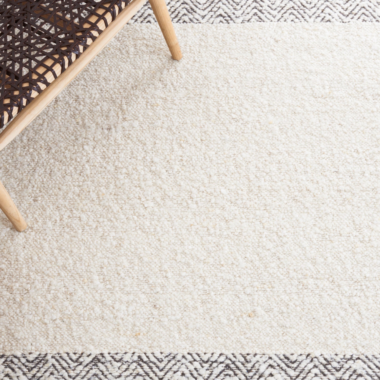 Safavieh Natura Nat332A Ivory Rugs.