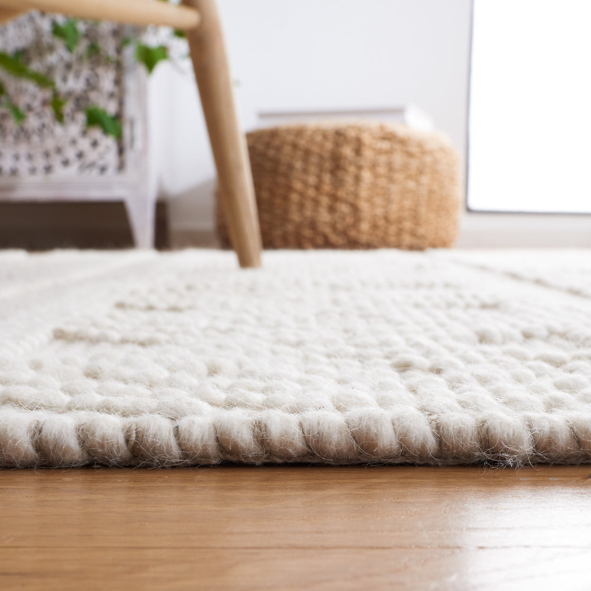 Safavieh Natura Nat338A Ivory/Beige Rug.