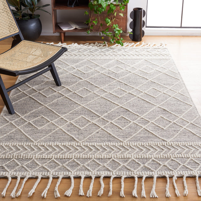 Safavieh Natura Nat339A Ivory/Black Rug.