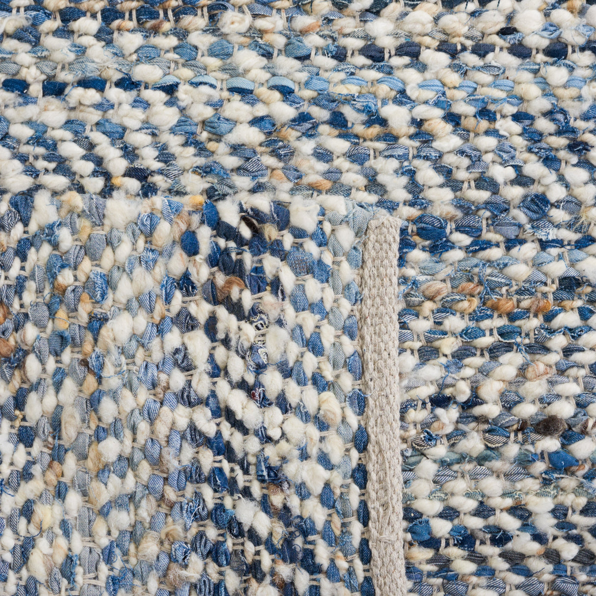 Safavieh Natura Nat346M Blue/Ivory Rug.
