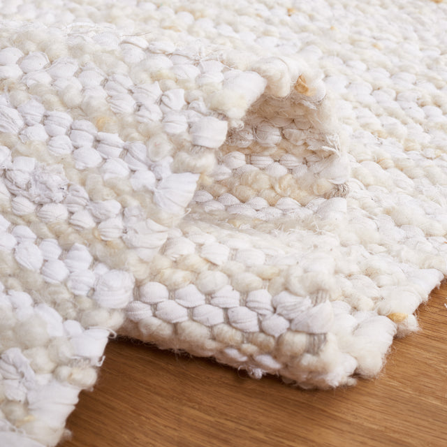 Safavieh Natura Nat350A Ivory/Beige Rug.