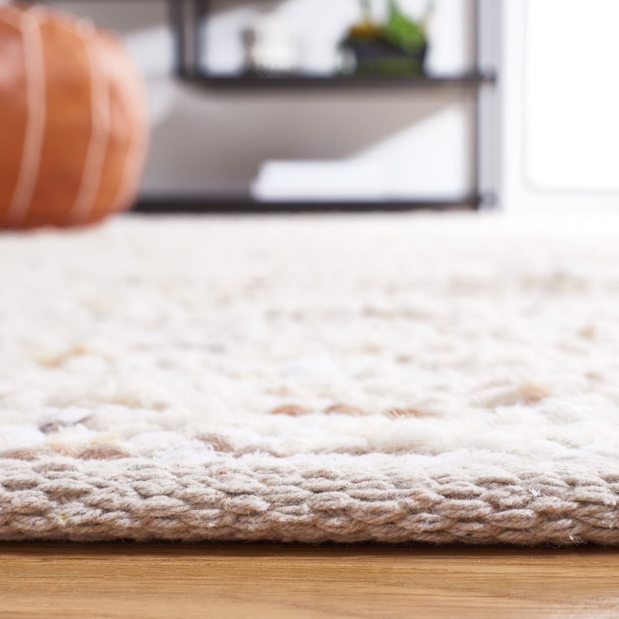 Safavieh Natura Nat350D Ivory/Gold Rug.