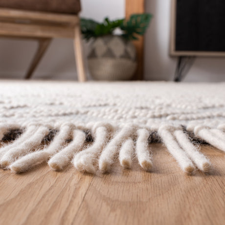 Safavieh Natura Nat351A Ivory/Grey Rugs.