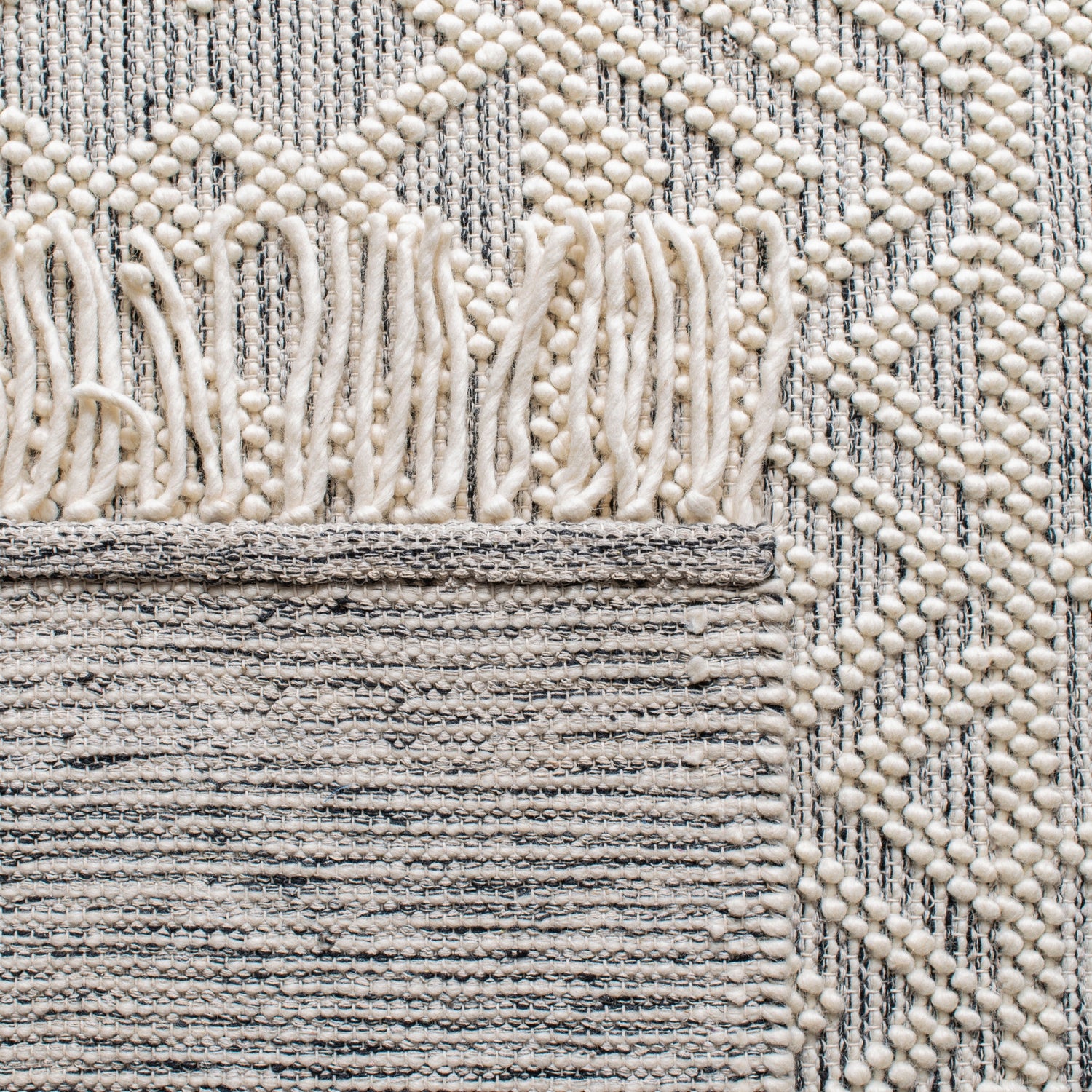 Safavieh Natura Nat353A Ivory/Black Rugs.