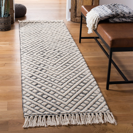 Safavieh Natura Nat357A Ivory/Black Rugs.