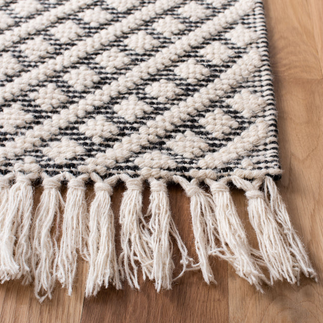 Safavieh Natura Nat357A Ivory/Black Rugs.
