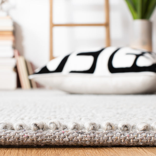 Safavieh Natura Nat425G Silver Rug.