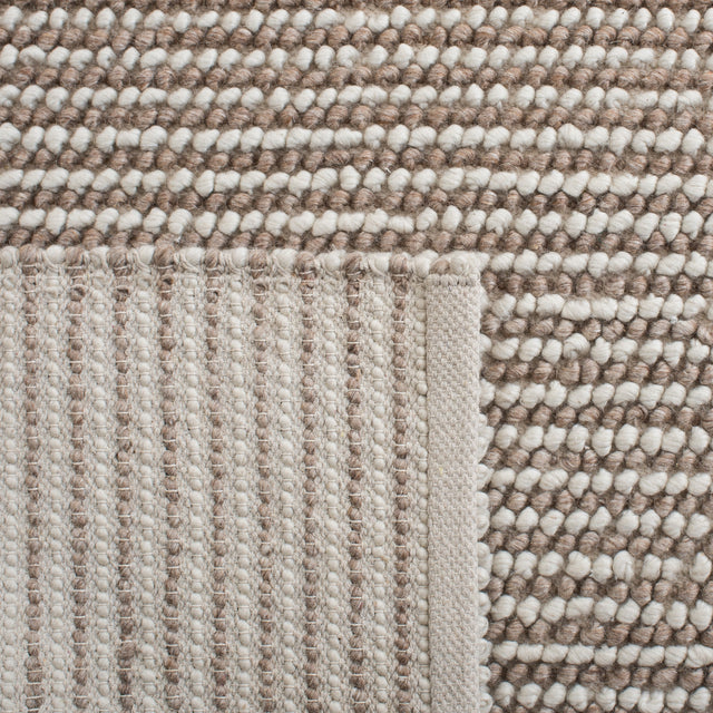 Safavieh Natura Nat426B Beige/Ivory Rug.