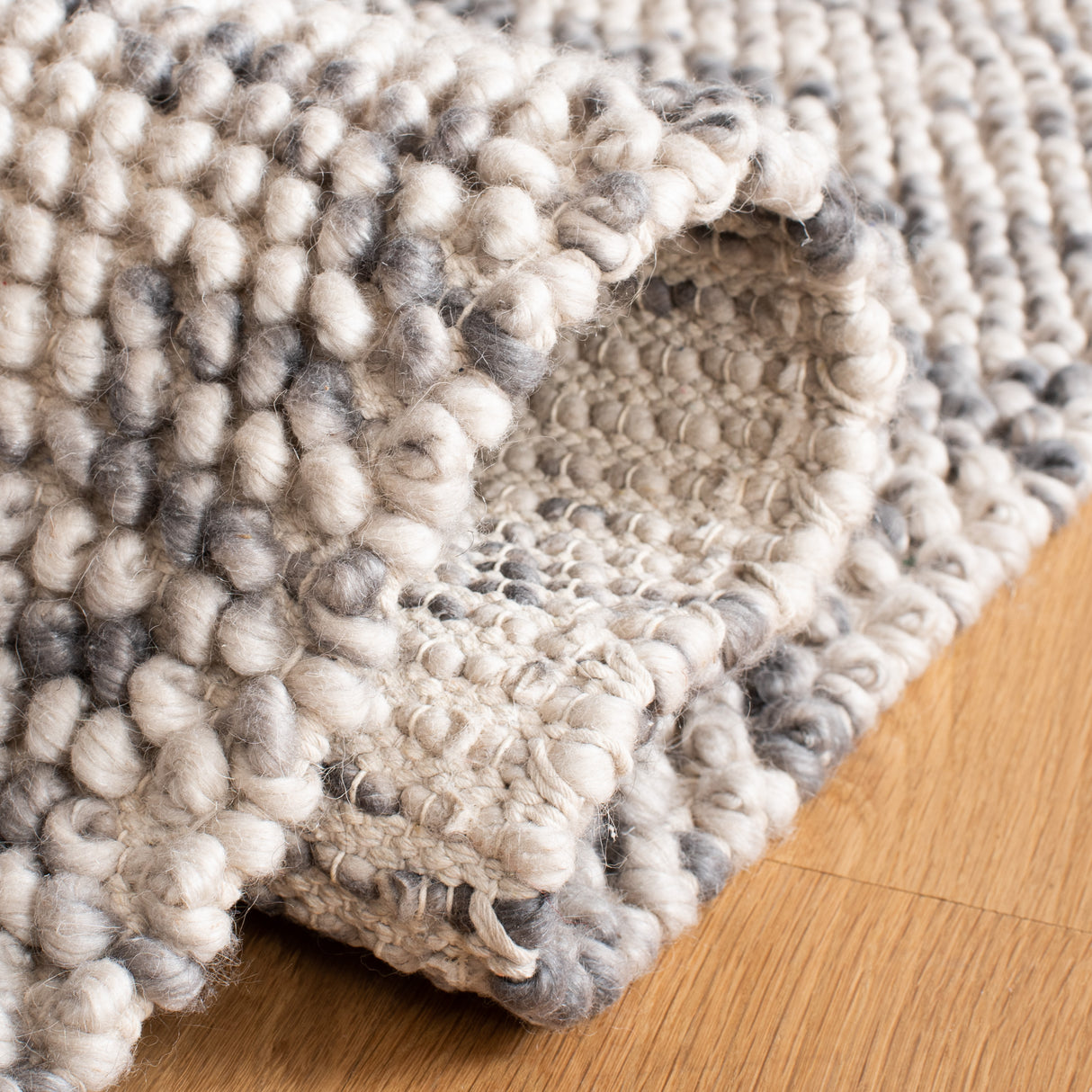 Safavieh Natura Nat427F Grey/Beige Rug.