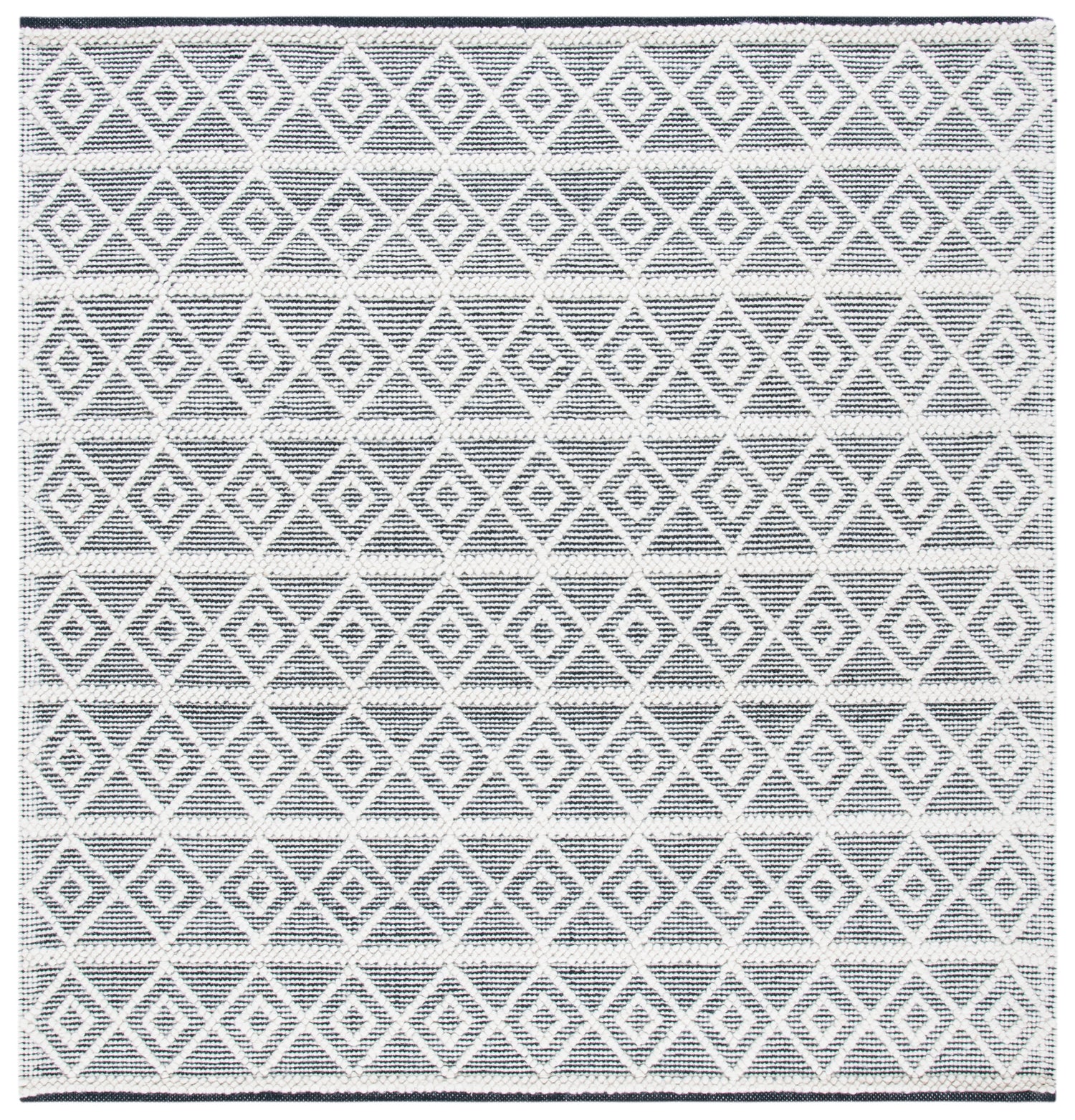 Safavieh Natura Nat477A Ivory/Black Rugs.