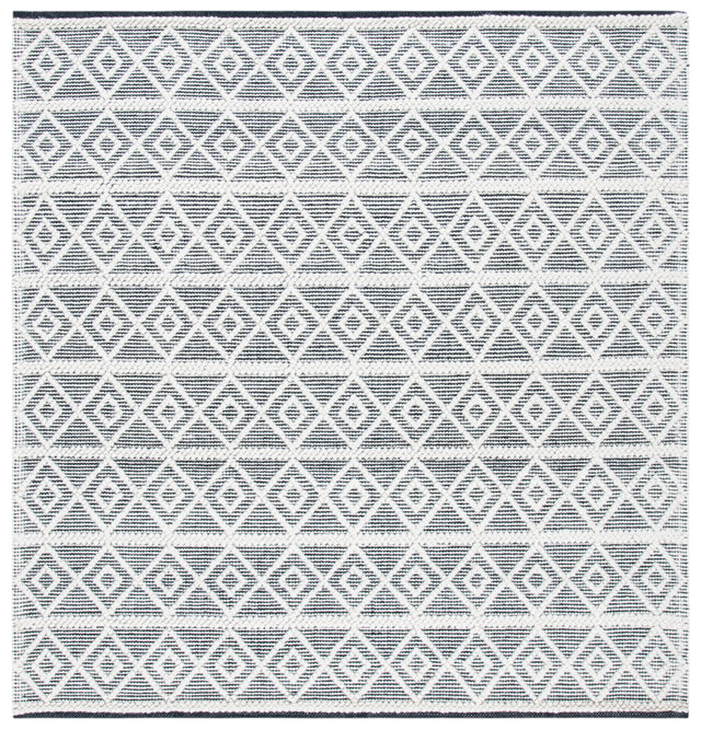 Safavieh Natura Nat477A Ivory/Black Rugs.