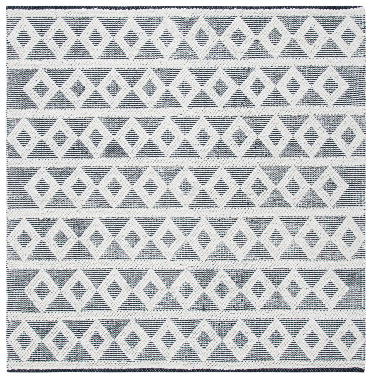 Safavieh Natura Nat479A Ivory/Black Rugs.