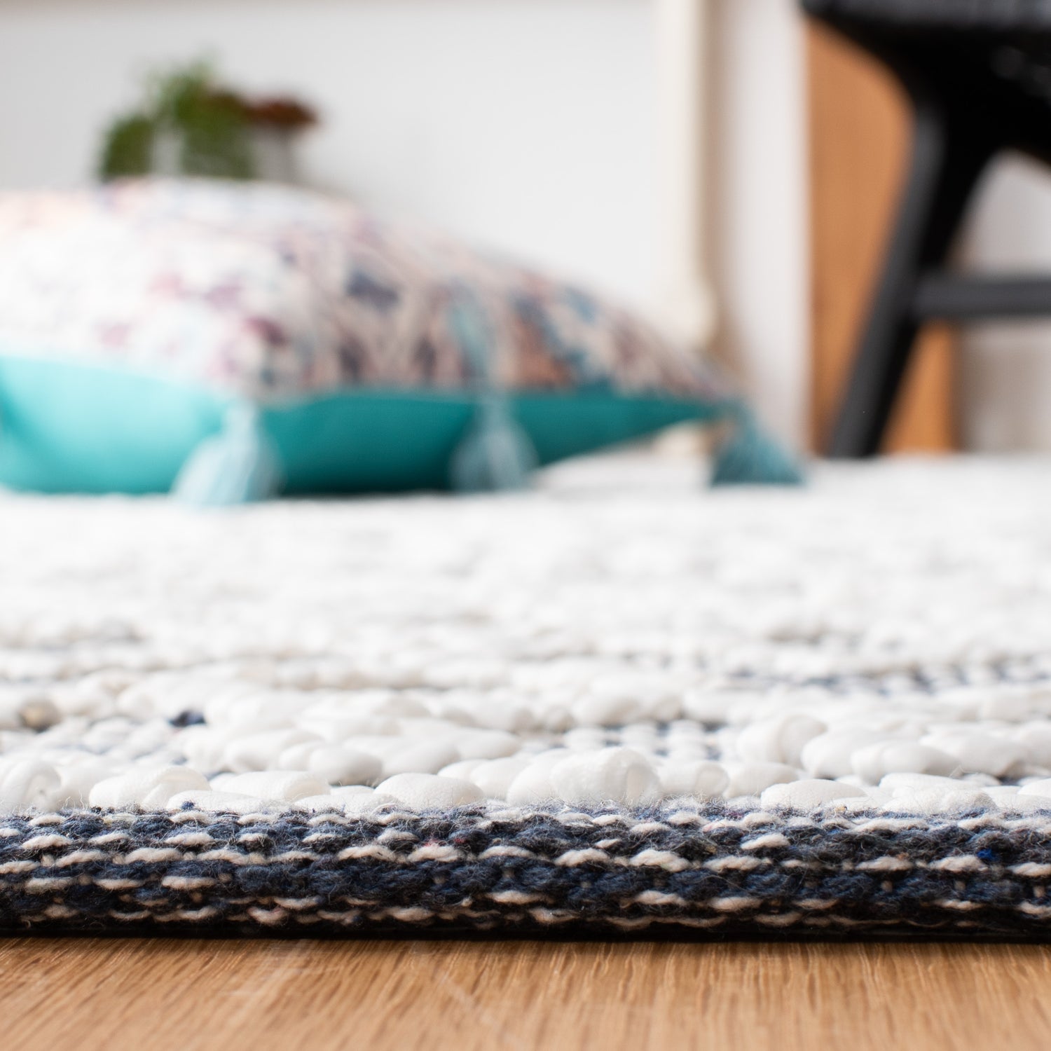 Safavieh Natura Nat575H Charcoal/Ivory Rugs.