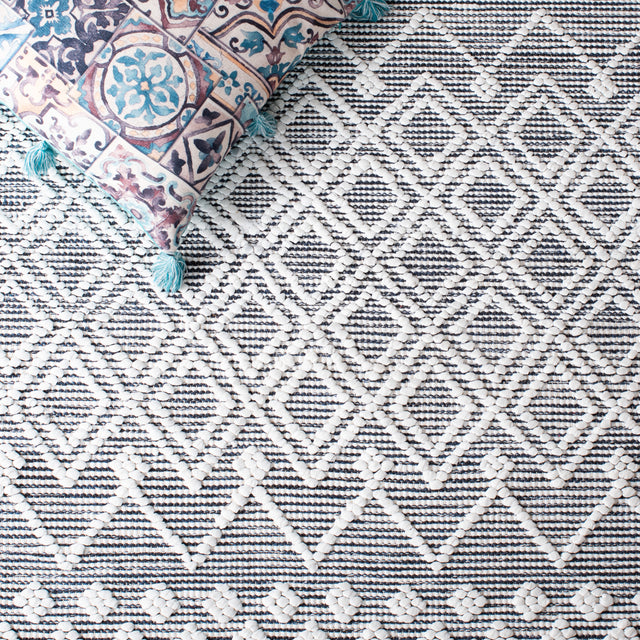 Safavieh Natura Nat575H Charcoal/Ivory Rugs.