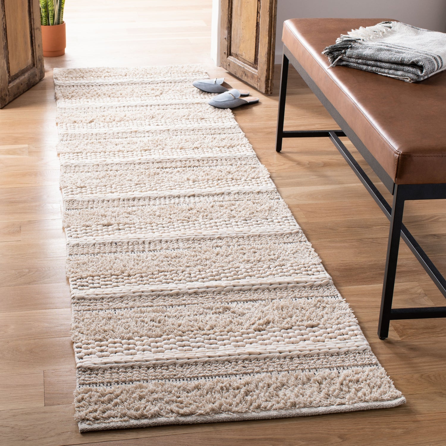 Safavieh Natura Nat651A Ivory Rug.