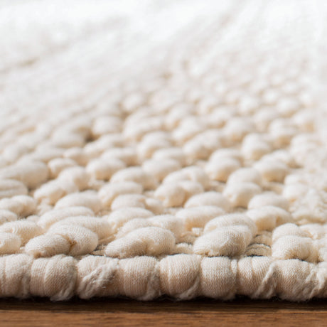Safavieh Natura Nat651A Ivory Rug.