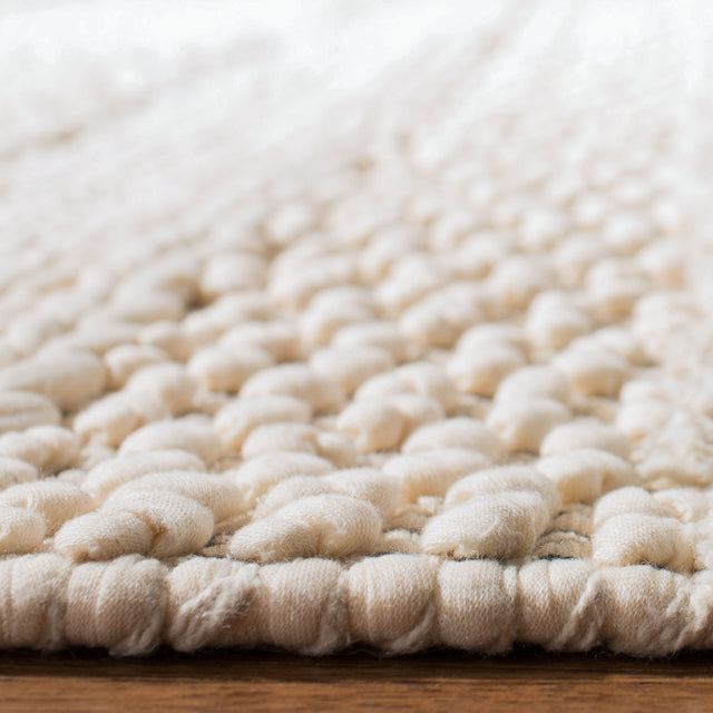 Safavieh Natura Nat651A Ivory Rug.