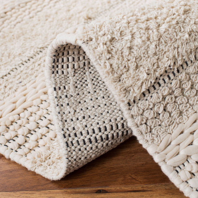 Safavieh Natura Nat651A Ivory Rug.