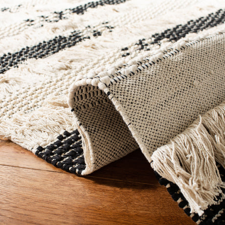 Safavieh Natura Nat655A Ivory/Black Rug.