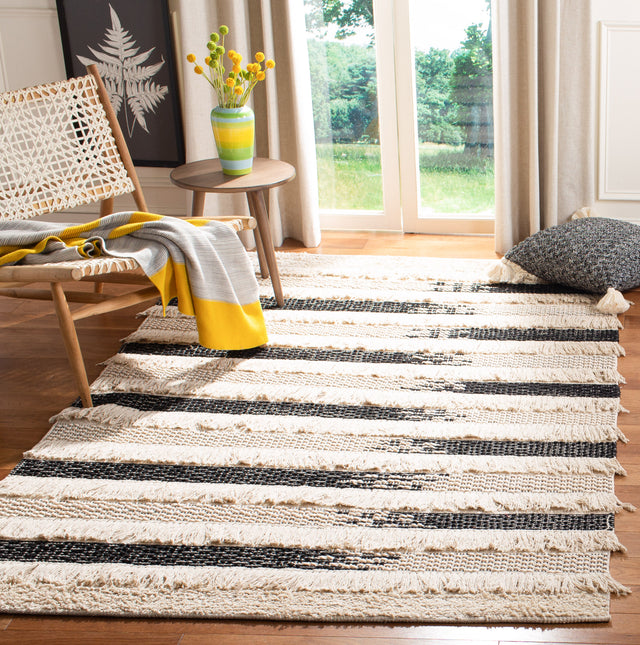 Safavieh Natura Nat655A Ivory/Black Rug.