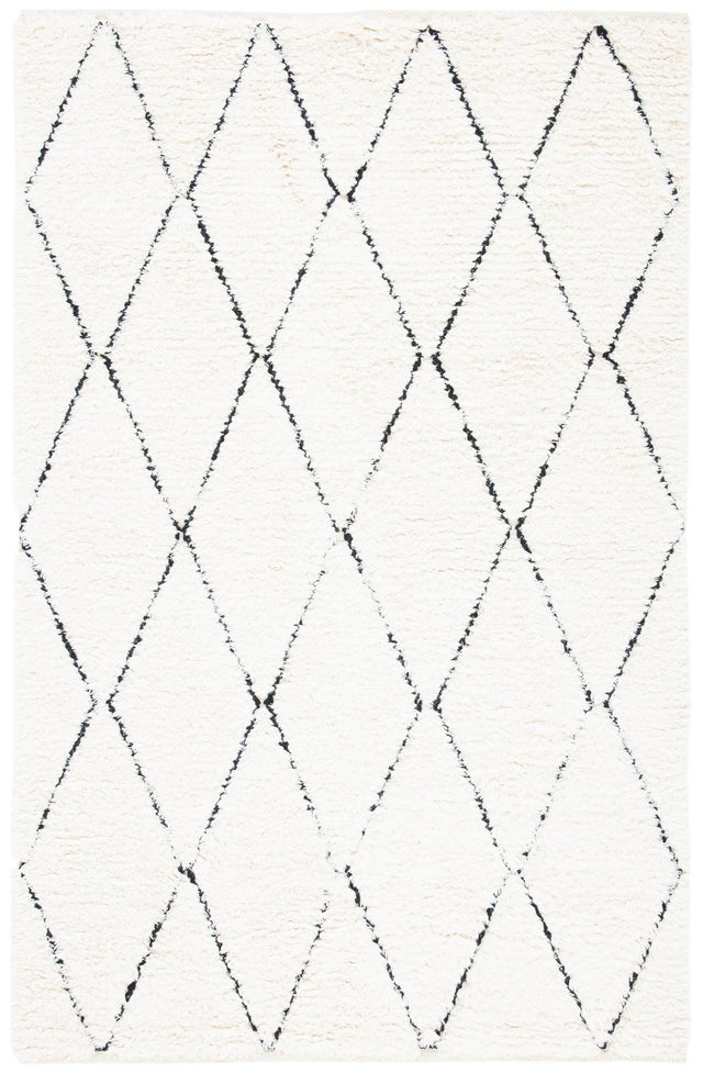 Safavieh Natura Nat683A Ivory/Black Rugs.