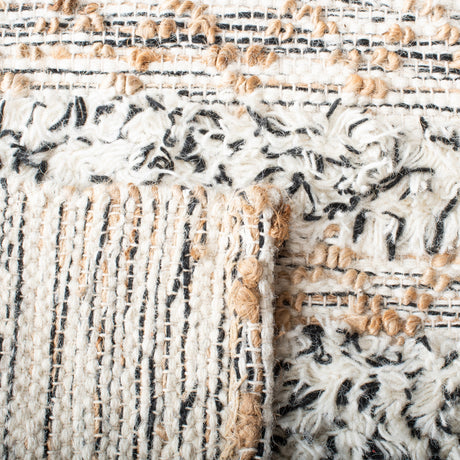 Safavieh Natura Nat720Z Ivory/Black Rugs.