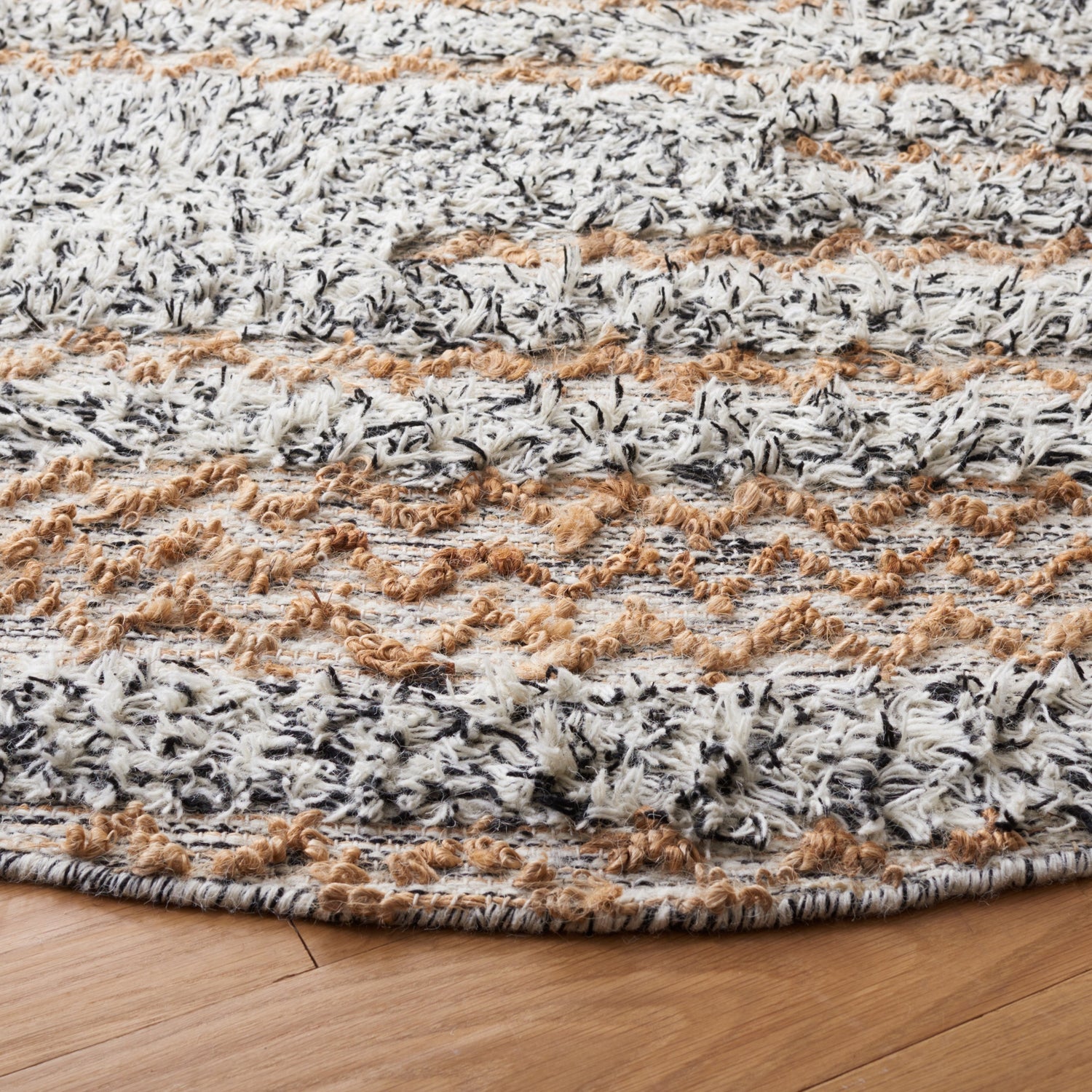Safavieh Natura Nat720Z Ivory/Black Rugs.