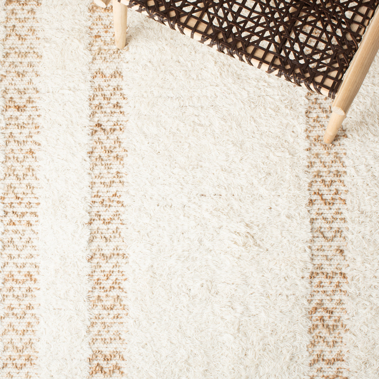Safavieh Natura Nat721A Ivory/Natural Rugs.