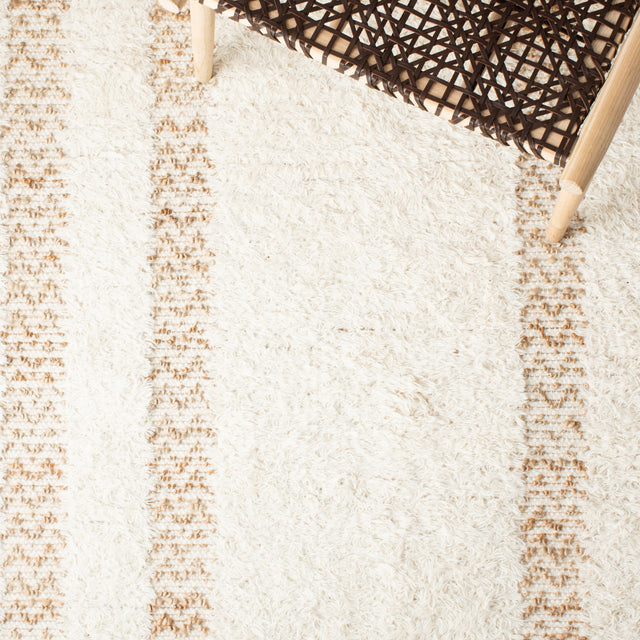 Safavieh Natura Nat721A Ivory/Natural Rugs.