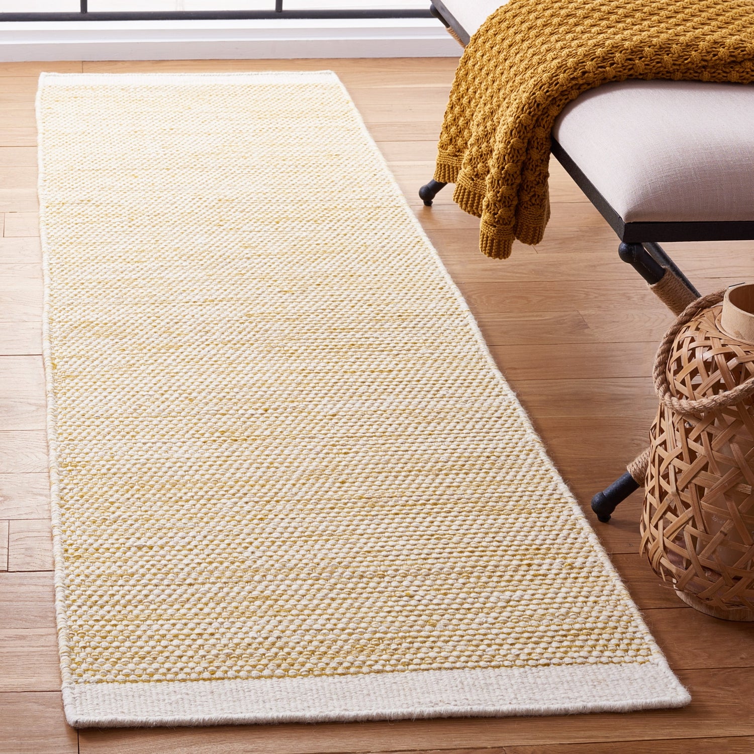 Safavieh Natura Nat776C Yellow/Ivory Rug.