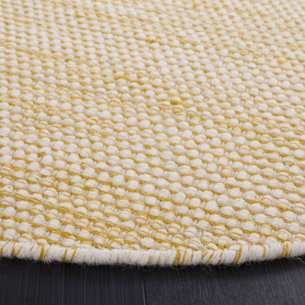 Safavieh Natura Nat776C Yellow/Ivory Rug.